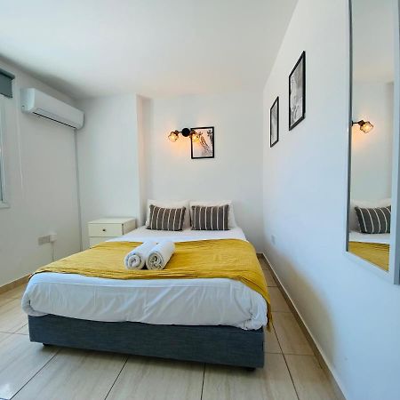 Serena'S 2-Br Apartment In Larnaca Exterior foto