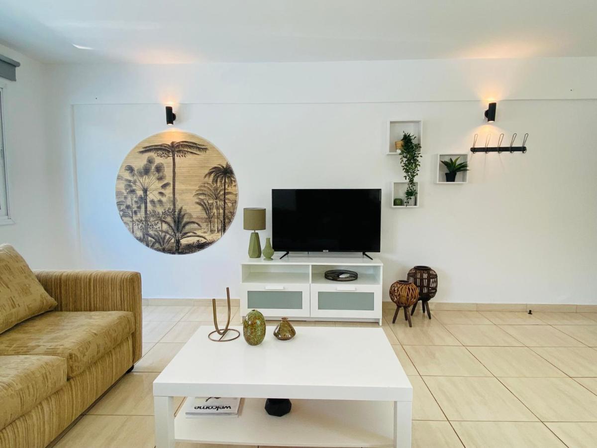 Serena'S 2-Br Apartment In Larnaca Exterior foto